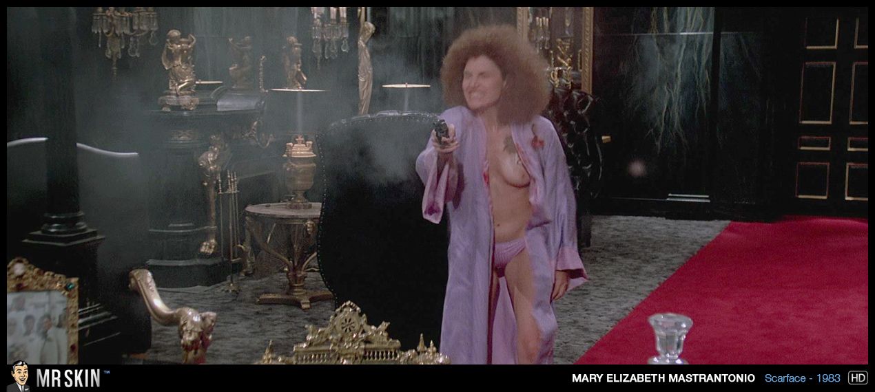 Mary Elizabeth Mastrantonio in Scarface