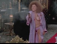 Mary Elizabeth Mastrantonio in Scarface