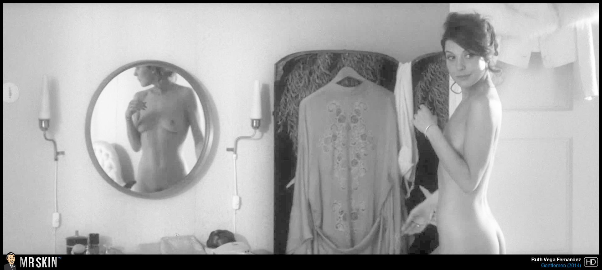Ruth Vega Fernandez in Gentlemen