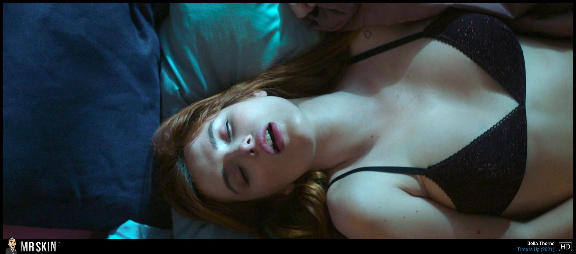 Bella Thorne in Time Is Up